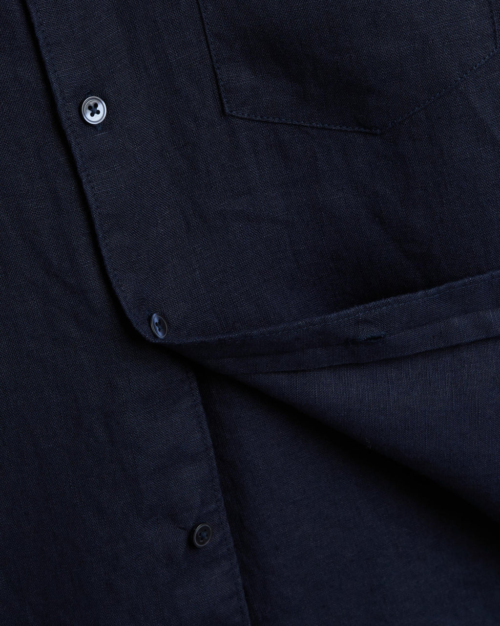 Men's Classic Long-Sleeve Button-Down Shirt – Dark Navy